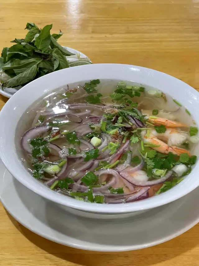 Miss Saigon Phở Shrimps